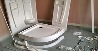 Установка и монтаж душевых кабин от 4106 руб. в таре - СантехДомТар