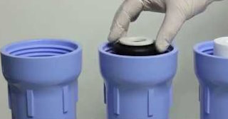 Установка угольных фильтров для воды и вытяжки от 3593 рублей в таре